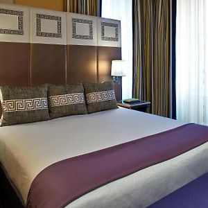 Premium King Room City View